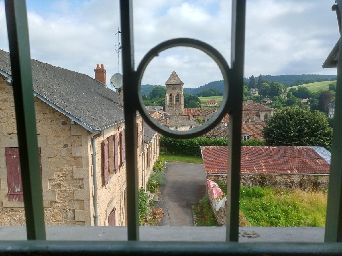 Eymoutiers  La Petite Ceriseヴィラ エクステリア 写真