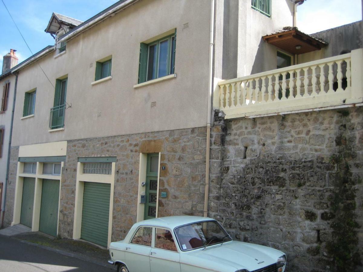 Eymoutiers  La Petite Ceriseヴィラ エクステリア 写真